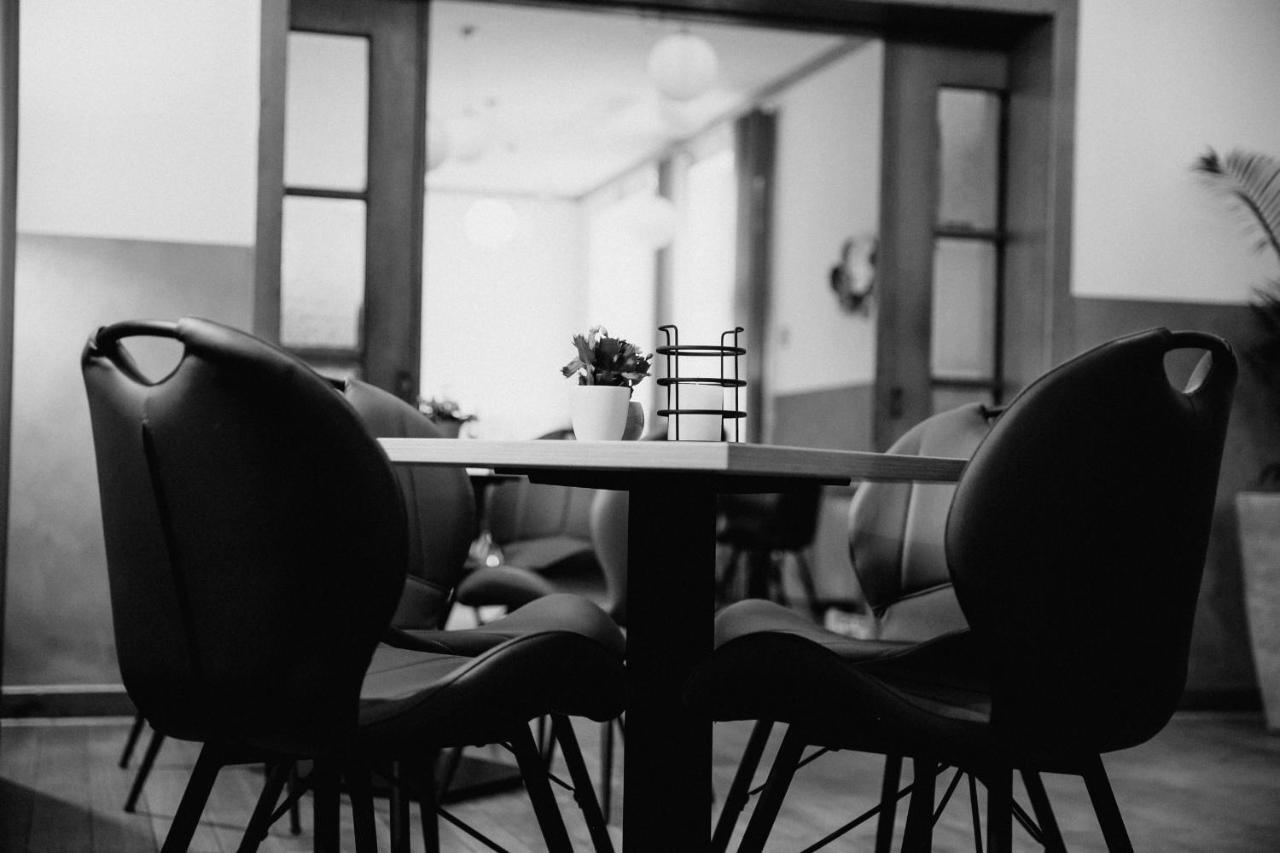 Gasthof-Hotel Biedendieck 워렌도르프 외부 사진